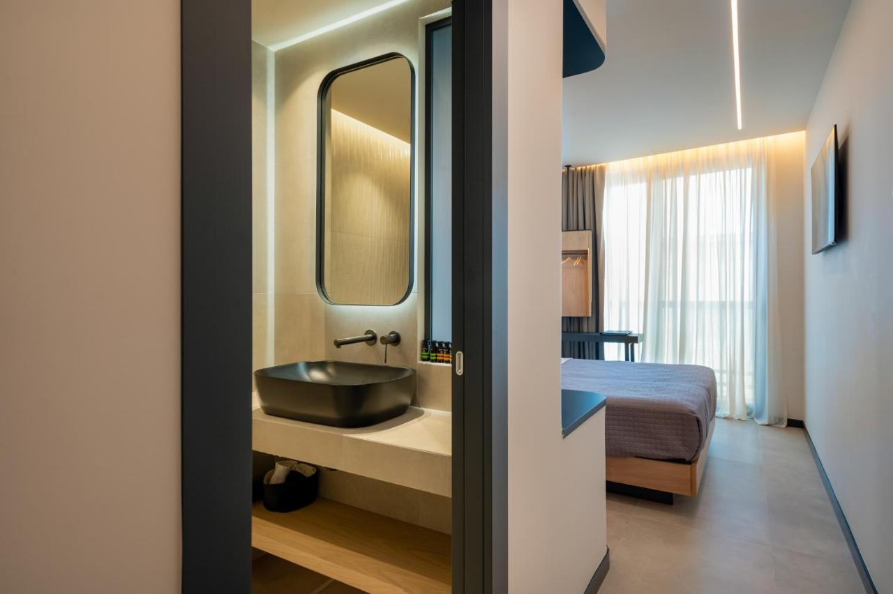 Nema Hotel Athens Exterior photo